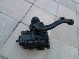 Mercedes Benz R107 W116 W123 450SL 300D Power Steering Box R1164610401